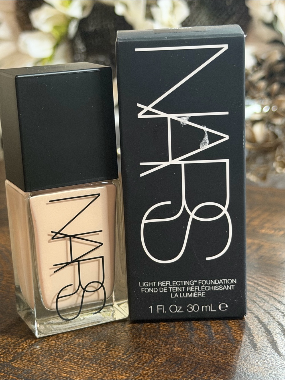 L1.5 Yulong-NARS Light Reflecting Foundation -
